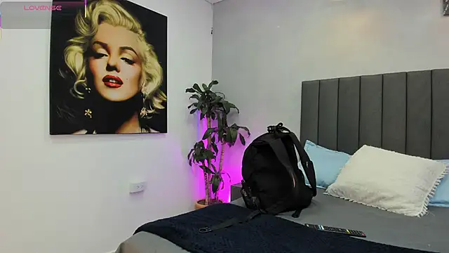 kendra london online show from 01/14/26, 11:05