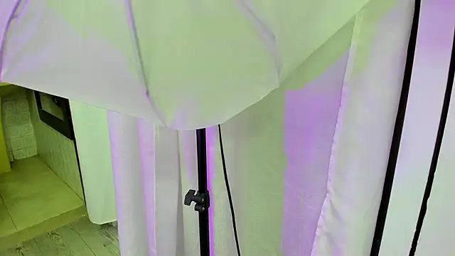 kendra london online show from 03/09/26, 11:14