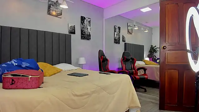 kendra london online show from 03/18/26, 11:24