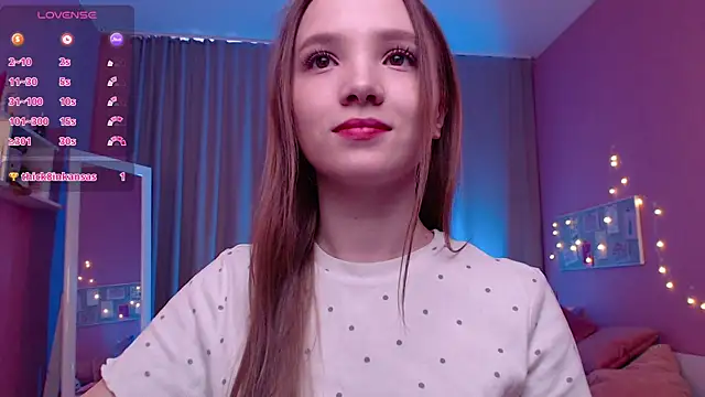 Adria Arjona online show from 02/25/26, 07:40