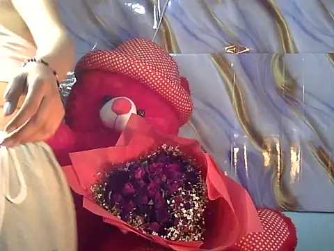 indian cutepair online show from 01/14/26, 08:53