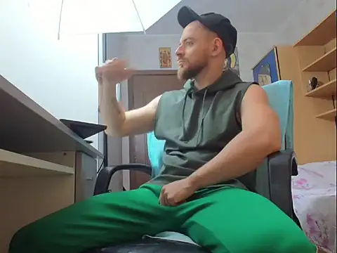 Ryanstone  online show from 11/06/25, 03:51