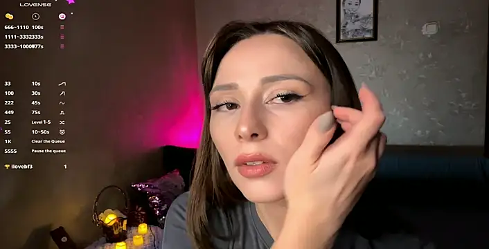 CrystaDepaul online show from 11/17/25, 06:03