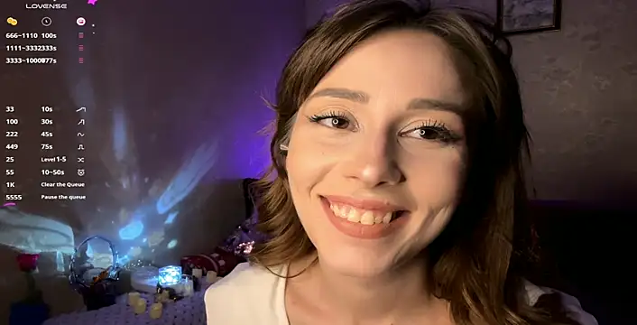 CrystaDepaul online show from 11/21/25, 05:11