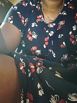 Snapshot of hyd_couple7878 chatting on 11/27/25, 03:41 hyd couple7878 online show from 11/27/25, 03:41