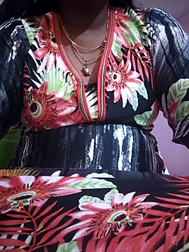 hyd couple7878 online show from 02/16/26, 04:30