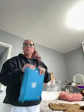 Angel-LinaX online show from 02/13/26, 03:19