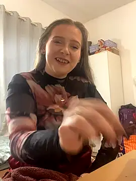 LiahLovexoxx online show from 12/17/25, 02:01