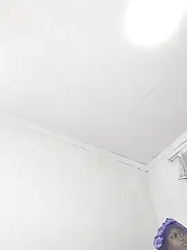 SweetSavage18 online show from 02/09/26, 12:25