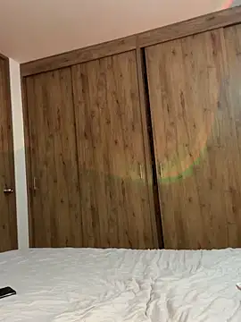 rossyhonney online show from 12/20/25, 02:07