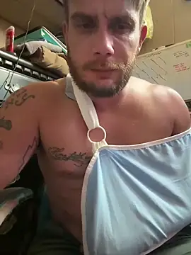 Snapshot of bkuterbach2015 chatting on 12/22/25, 06:27 bkuterbach2015 online show from 12/22/25, 06:27