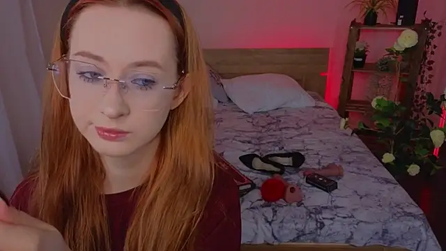 WICKEDEMBER online show from 04/10/26, 02:17