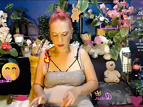 Snapshot of Hot_queen57 chatting on 01/07/26, 05:26 Hot queen57 online show from 01/07/26, 05:26