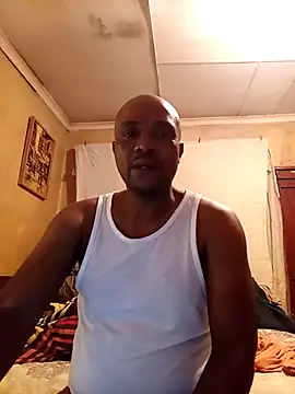 Snapshot of BBC-KING-100 chatting on 02/06/26, 07:39 BBC-KING-100 online show from 02/06/26, 07:39