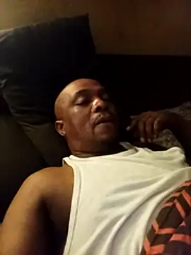 Snapshot of BBC-KING-100 chatting on 02/10/26, 02:48 BBC-KING-100 online show from 02/10/26, 02:48