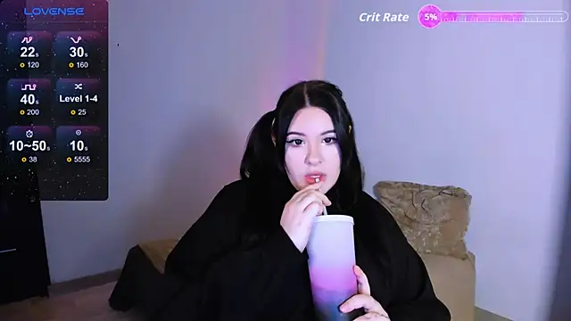 HitoMi2 online show from 11/07/25, 10:37