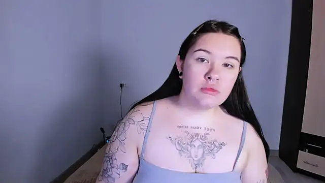 HitoMi2 online show from 11/15/25, 09:06