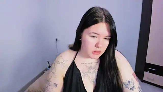 HitoMi2 online show from 11/16/25, 08:20