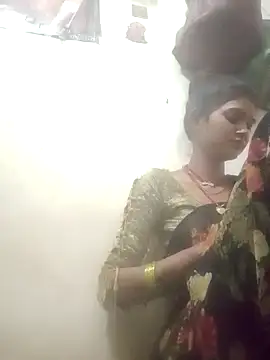 Jooli cuty online show from 11/13/25, 04:28