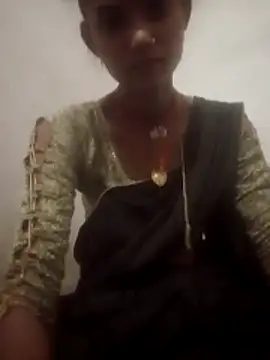 Jooli cuty online show from 12/15/25, 10:41