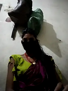 Jooli cuty online show from 12/19/25, 05:09