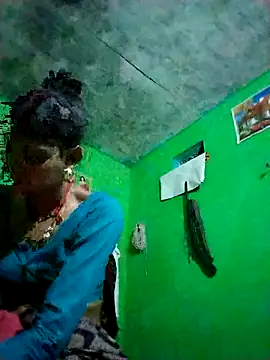 Jooli cuty online show from 06/03/26, 04:23