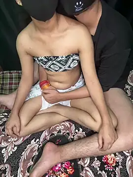 horny couple 99 online show from 04/15/26, 04:58