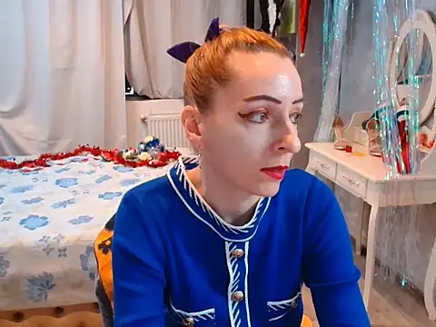 AnneDevrim online show from 01/13/26, 06:51