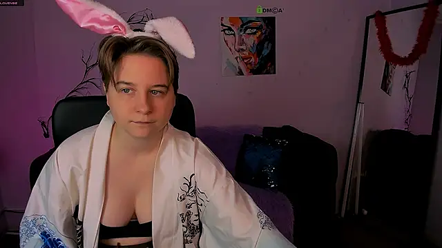 baby hotte online show from 11/14/25, 07:07