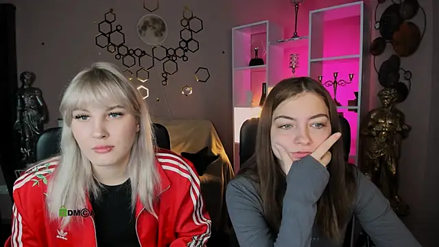 baby hotte online show from 12/17/25, 06:41