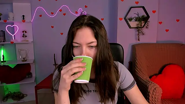 baby hotte online show from 03/10/26, 06:51