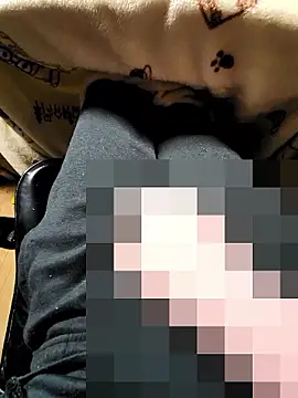 yuyuyu23565 online show from 11/13/25, 12:48