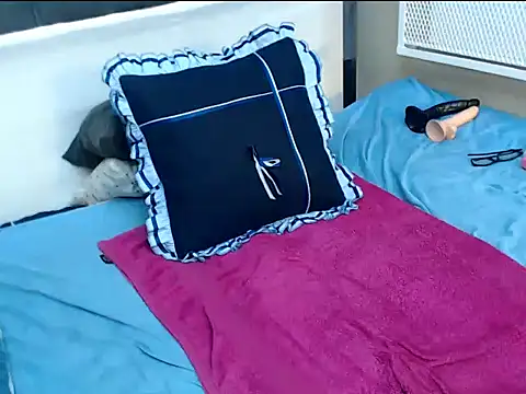 Snapshot of BigAssBBW24 chatting on 11/12/25, 06:47 BigAssBBW24 online show from 11/12/25, 06:47