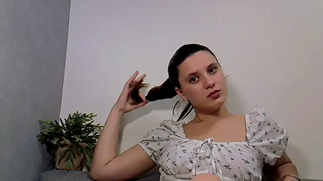 KiraHoney online show from 11/08/25, 10:08