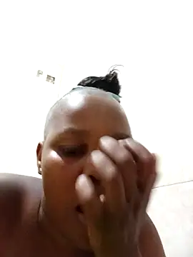 Snapshot of sexyspicy1804 chatting on 11/26/25, 01:39 sexyspicy1804 online show from 11/26/25, 01:39