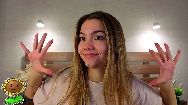 Snapshot of MargieDavidson chatting on 02/13/26, 09:05 MargieDavidson online show from 02/13/26, 09:05