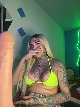 euscarlethotgirl online show from 11/16/25, 08:58