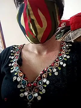 Tamil White Rose online show from 01/18/26, 09:57