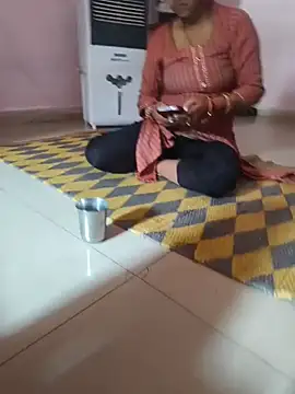 Snapshot of Lailamajnu1996 chatting on 02/20/26, 07:43 Lailamajnu1996 online show from 02/20/26, 07:43