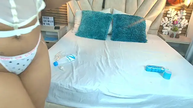 Snapshot of KimberlyFox_t chatting on 01/06/26, 07:39 KimberlyFox t online show from 01/06/26, 07:39