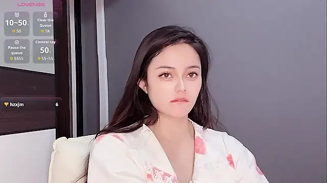 Yesenia- online show from 11/23/25, 02:17