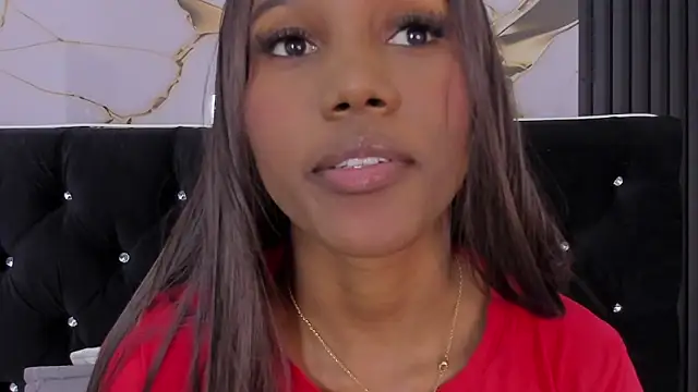 Mia Devereaux167 online show from 03/24/26, 06:35