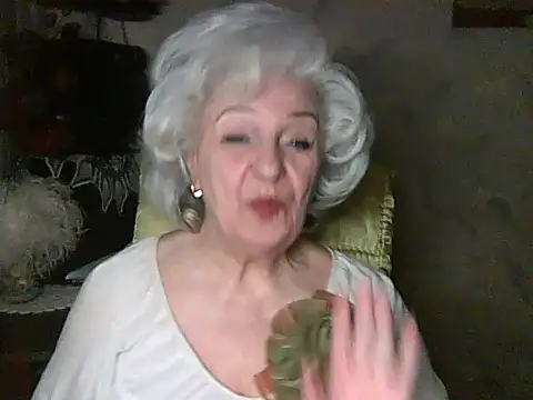 ValeriaKroww online show from 02/15/26, 08:16