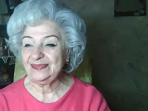 ValeriaKroww online show from 04/10/26, 05:12