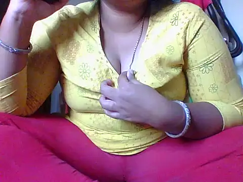 Mathi cam online show from 12/05/25, 07:17