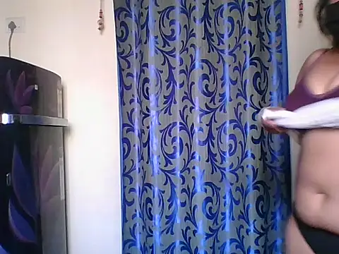 Mathi cam online show from 02/26/26, 05:28