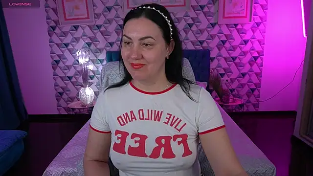 VelvetLuck online show from 04/09/26, 05:51