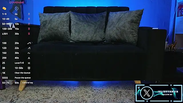 Snapshot of JulietteNoiir chatting on 11/19/25, 12:27 JulietteNoiir online show from 11/19/25, 12:27