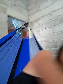 lapicarona18 online show from 11/21/25, 01:43