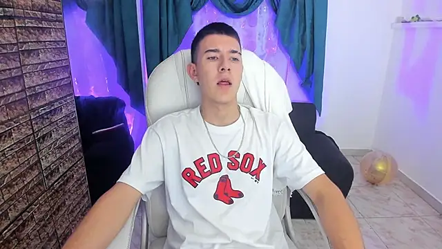 Aleck Boy online show from 11/13/25, 07:24